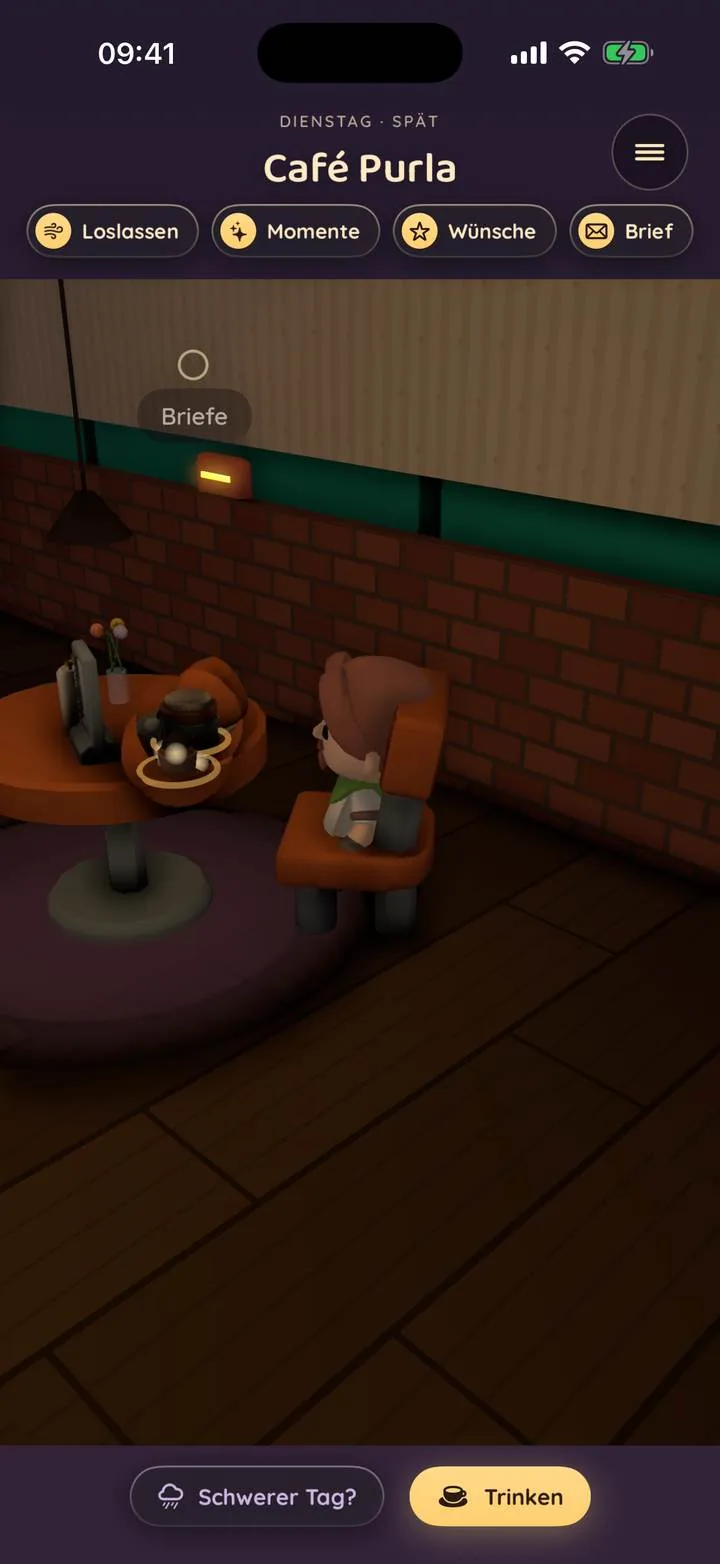 Ein Tisch im Café Purla mit Kuchen und warmem Licht.